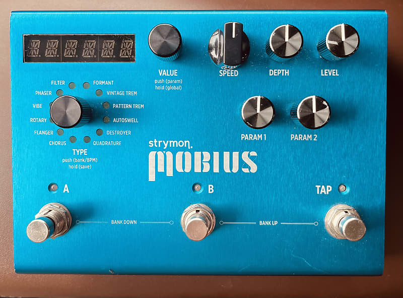 Strymon Mobius