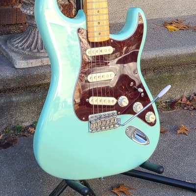 2008-2009 Fender Classic 50's Series Stratocaster Surf Green MIM w Hard Case~Price Drop image 3