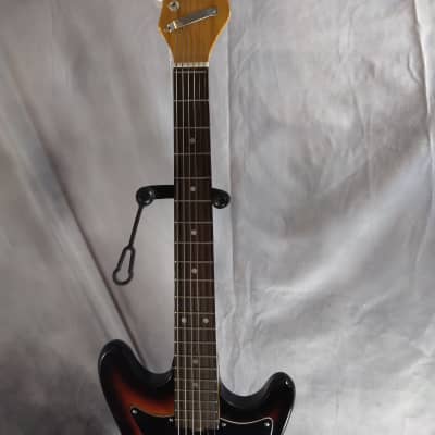 Bruno & Sons Inc. Vintage 1960s "Conqueror" Solid Body Electric Guitar, Made in Japan. image 3