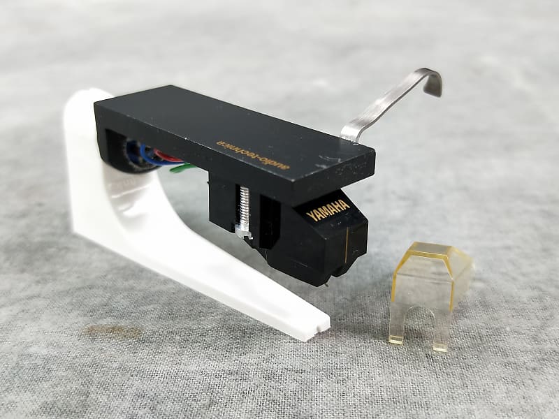 Yamaha MC-9 Moving Coli Cartridge with Headshell In