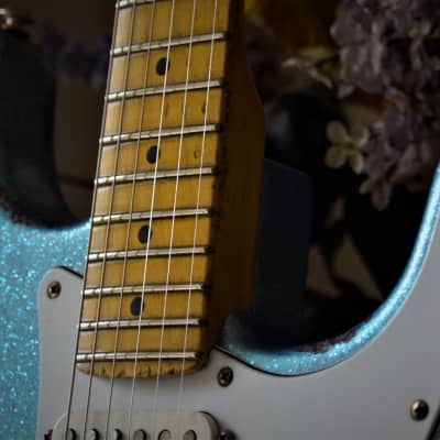 Fender Stratocaster Custom Blue  Sparkle Custom Nitro Relic image 16