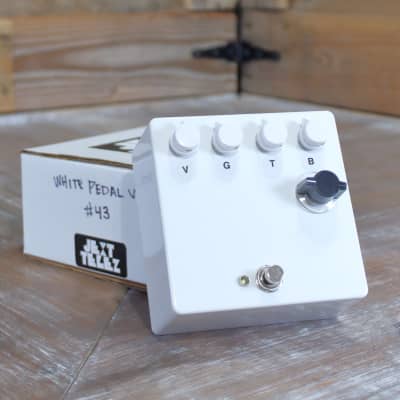 Reverb.com listing, price, conditions, and images for jext-telez-white-pedal