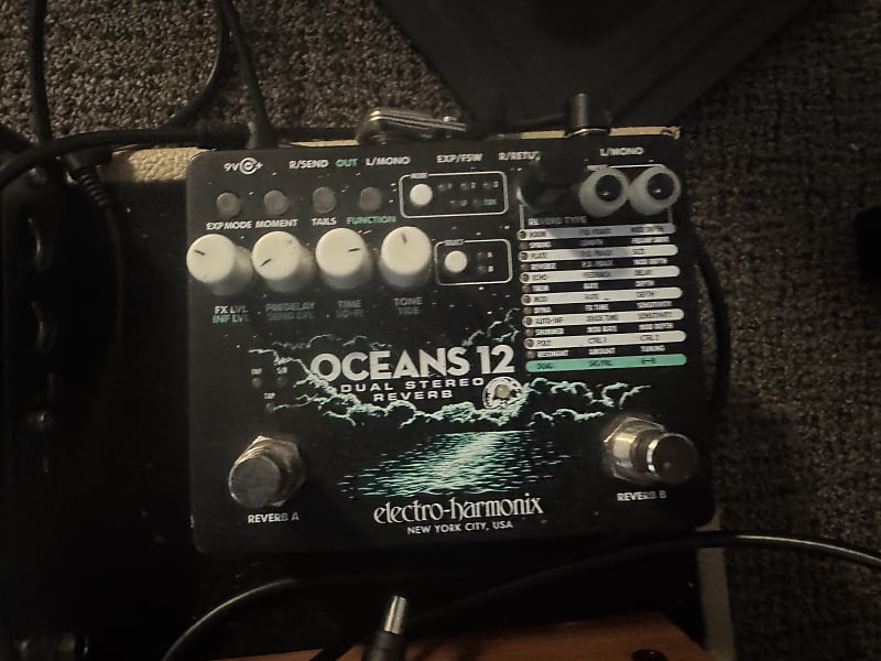 Electro-Harmonix Oceans 12