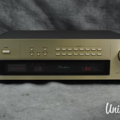 Accuphase T-1000 DDS Stereo FM Tuner in Excellent Condition image 4