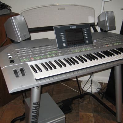 Yamaha Tyros II Keyboard  W/ Stand and Sound System