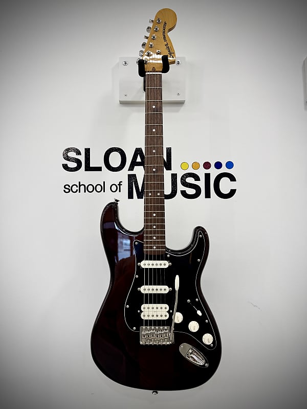 Amazon.com: Squier Classic Vibe 70s Stratocaster Electric