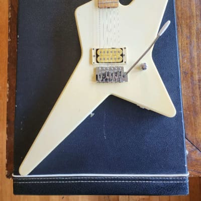 1984 Tokai Japan TSS-38 Silver Star Stratocaster (Black