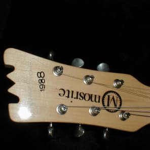 MOSRITE  1988 V88 DIAMOND MONEY GREEN  1988 USA GUITAR image 6