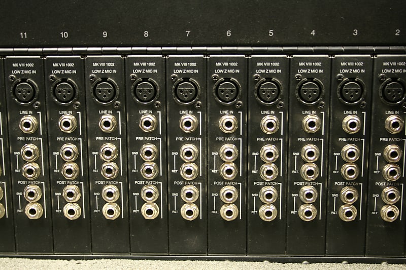 Peavey MK VIII 3600 Series 36 Channel Mixer Console with Flight