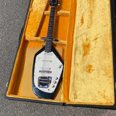 VOX PHANTOM XII electric guitars