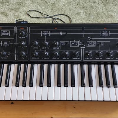 Yamaha CS-10 Monophonic Synthesizer 1977 - Black