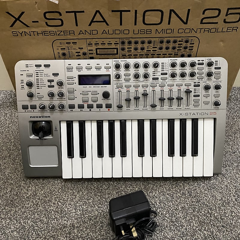 Novation X-Station 25-Key 8-Voice Synthesizer with USB Interface 