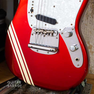 2002 Fender Japan Mustang 69 Vintage Reissue Candy Apple Red Competition Stripe offset guitar - CIJ image 6