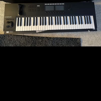 Native Instruments Komplete Kontrol S61 Mk2 | Reverb