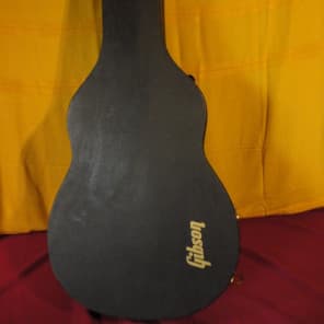 1981 GIBSON DOVE KALAMAZOO OHSC VERY NICE & CLEAN OVERALL