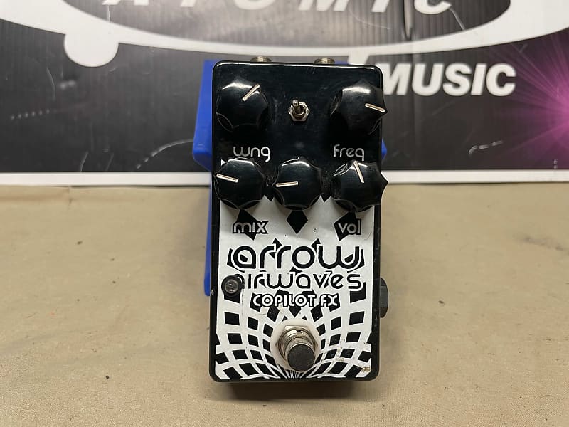 Copilot FX Arrow Airwaves Triggered White Noise Generator Pedal