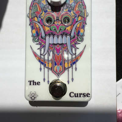 Arachnid Audio USA The Curse (1-Knob Muff / Mask Blaster* circuit) 2021 White image 4