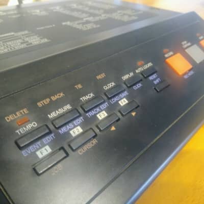 Yamaha QX5 - 8 Track MIDI Sequencer Recorder (Used) image 5