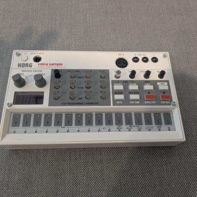 Korg Volca Sample Digital Sample Sequencer 2010s - White