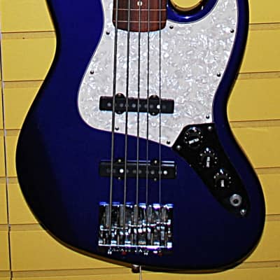 Nice! Fender 5 String Fretless Jazz Bass w Non-Orig Gig Bag image 2