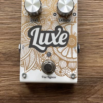 Digitech Luxe Anti-Chorus Compact Polphyonic Detune Pedal