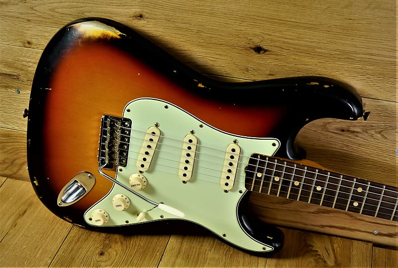 Fender Custom Shop Namm Ltd Run 64 Relic Strat Faded 3 Colour Sunburst  CZ541791 - FOR LU | Reverb