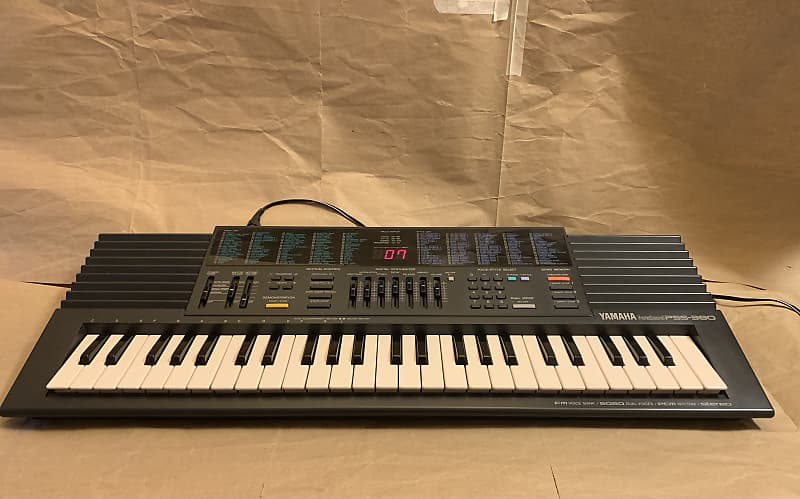 Yamaha PortaSound PSS-380 80s 90s 49Key keyboard FM Synth