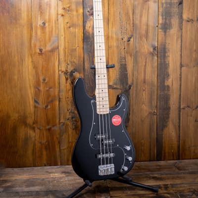 Squier Affinity Precision PJ Bass - Black image 2