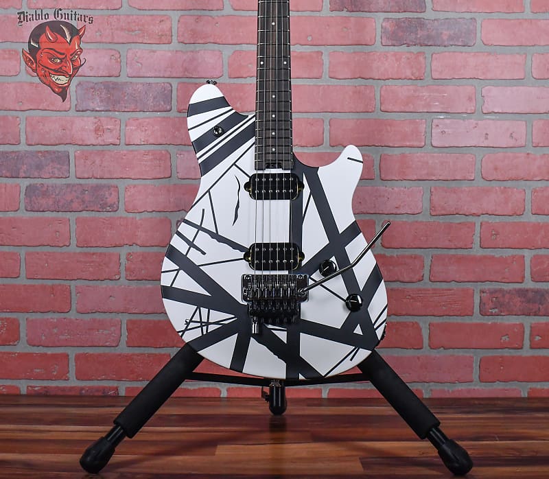 EVH Wolfgang Special Striped with Ebony Fretboard Satin White/Black Stripes 2024 w/EVH Gig Bag image 1