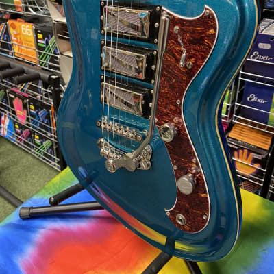 Italia Modena Challenge electric guitar in metallic turquoise - Made in Korea image 3