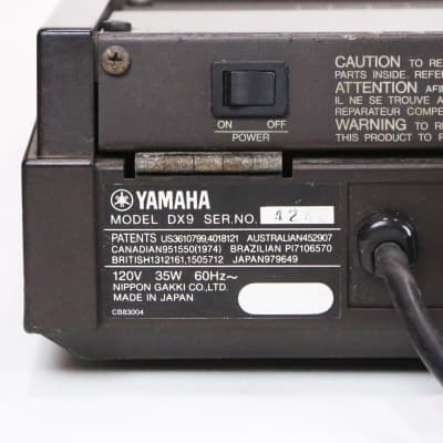 1983 Yamaha DX9 Programmable Digital FM Synthesizer Keyboard Vintage Synth image 14