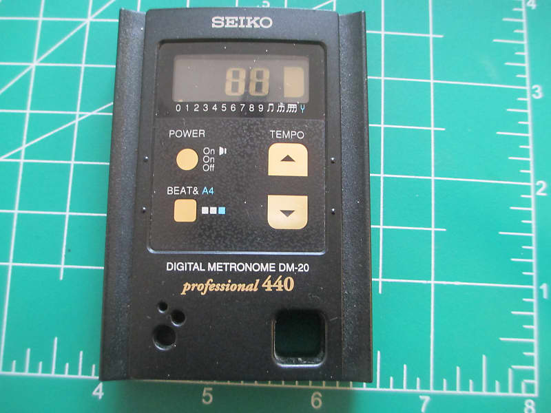 Seiko DM 20 Digital Metronome Reverb