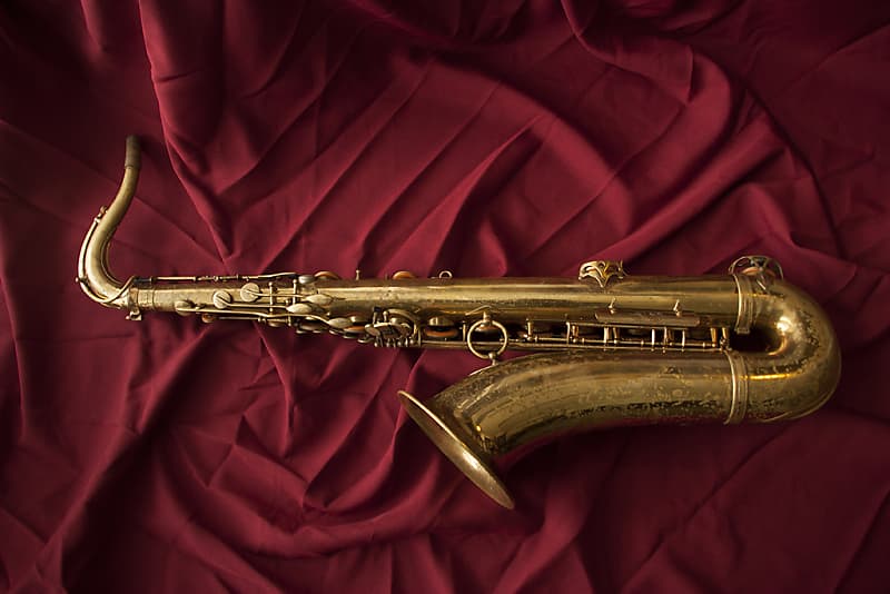 Levante LV-SB5105 Bass Saxophone