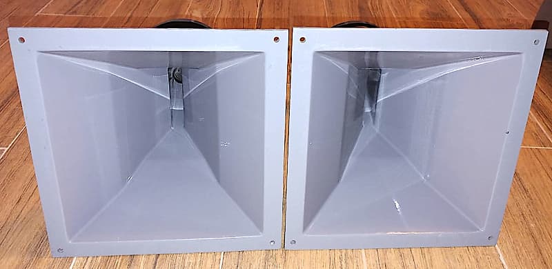 ALTEC MRⅡ 564 マンダレーホーン ペアー 金属とガラスの日々 Stereo Cameraと真空管: ALTEC MRII 564 ホーン