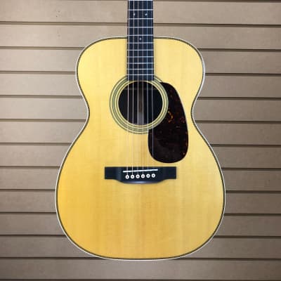 Martin 00-28 Acoustic Guitar - Natural w/ OHSC + FREE Shipping #978 image 1