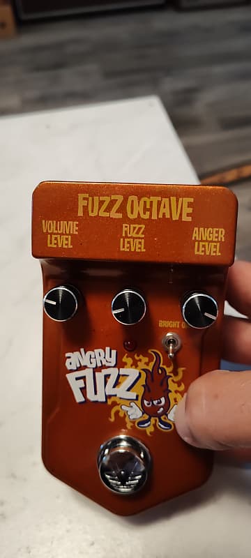 Visual Sound Angry Fuzz | Reverb
