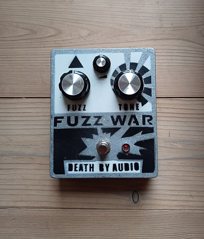 Death By Audio Fuzz War