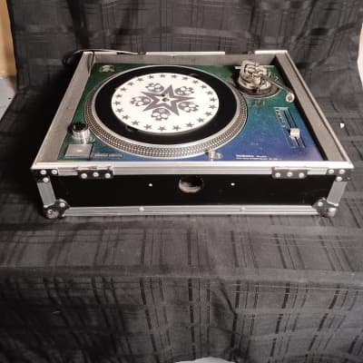 2 Technics SL-1200 MK3 DJ Turntable with Dustcover & Vestax Mixer