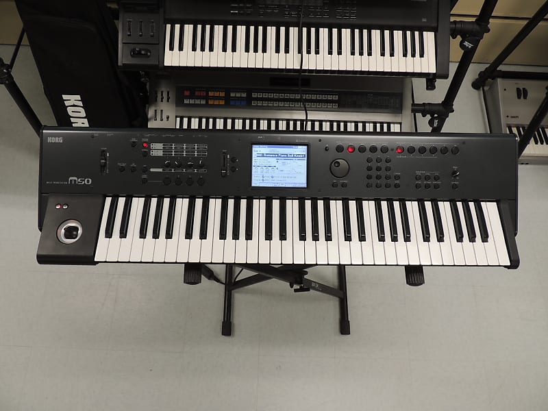 Korg M-50 61 key Synthesizer with Korg gigbag [Three Wave Music]