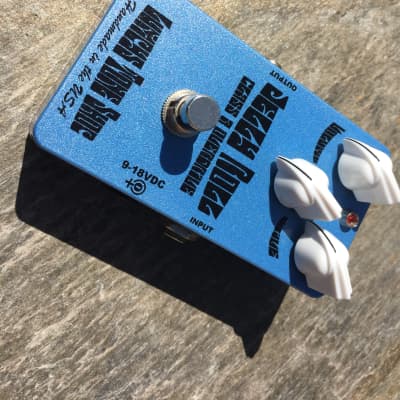 Lumpy's Tone Shop Jelly Roll Overdrive in Rare Custom Color | Reverb