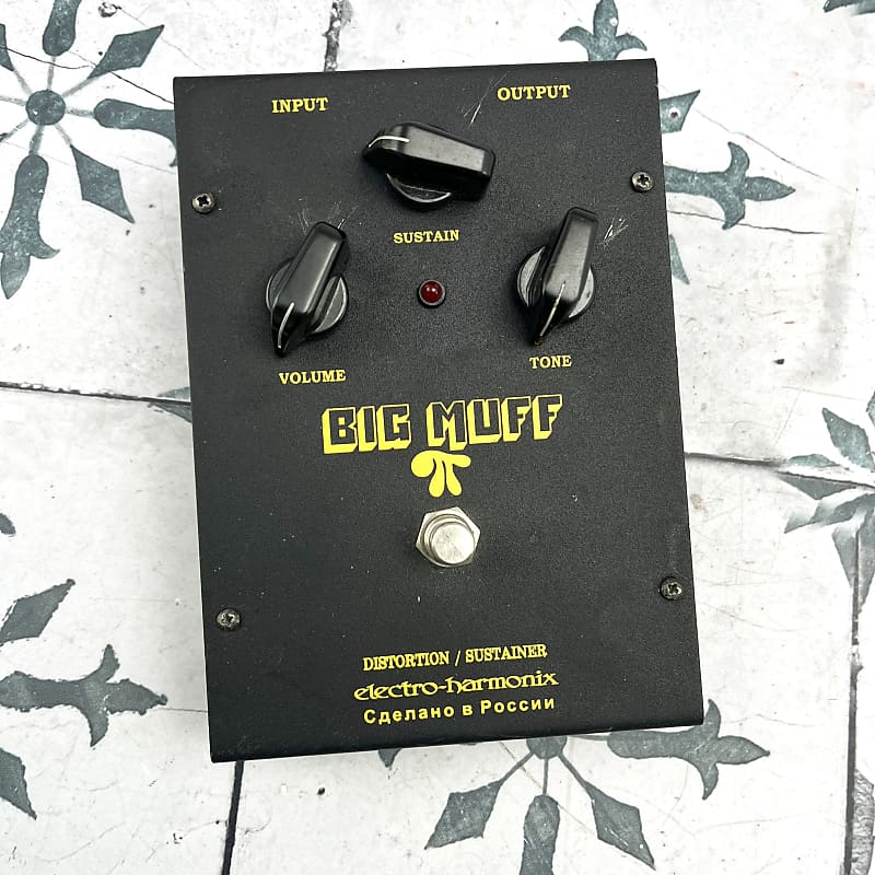 electro harmonix Russian Big Muff π 黒 Electro-Harmonix Black Russian Big Muff Pi | Reverb Canada