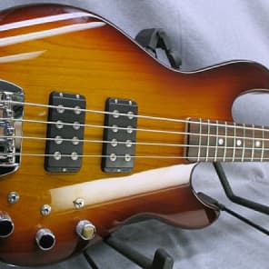 USA G&L L-2000 Bass image 8