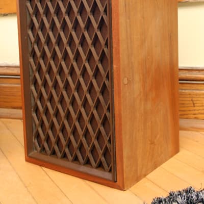 Realistic Nova 6 Speakers 1979 | Reverb