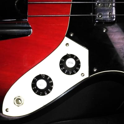 Raven 4 string Bass 1960s - Red SunBurst image 17