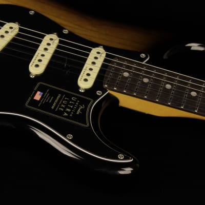 Fender American Ultra Luxe Stratocaster - RW 2CS (#997) image 5