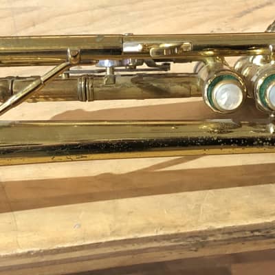 1958 F.E. Olds & Son Mendez Gold Lacquered Professional Bb Trumpet with Mouthpiece and Case image 7