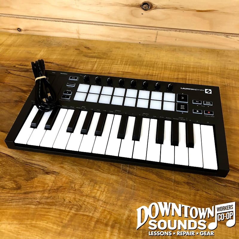 Novation Launchkey Mini MKIII MIDI Keyboard Controller | Reverb