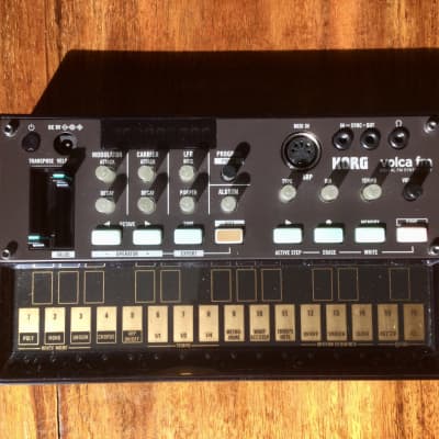 Korg Volca FM Digital FM Synthesizer/Sequencer 2016 - 2022 - Black