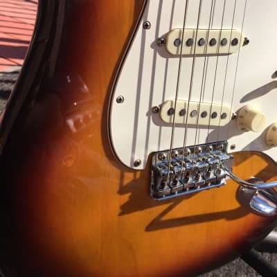 1982 Fender "Dan Smith" Stratocaster Sunburst -  3-Knob, 2 Pickguards, < 7 lbs image 11