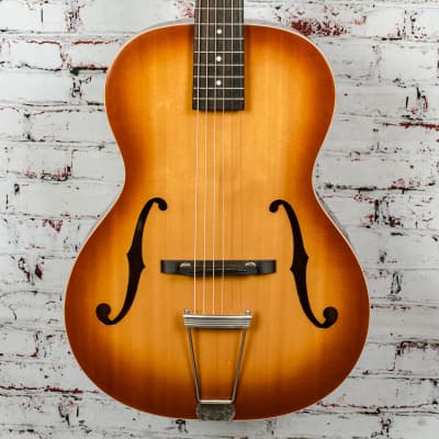 Epiphone - Masterbilt Olympic Archtop - Hollow Body Acoustic-Electric Guitar - w/OHSC - x2075 - USED for sale